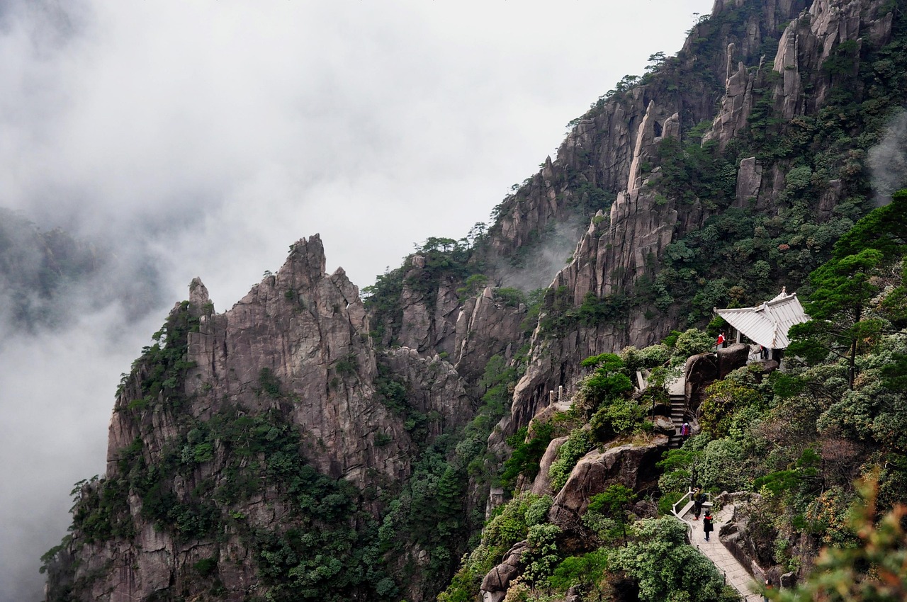 最新黄山北站时刻表，一览黄山美景的出行指南